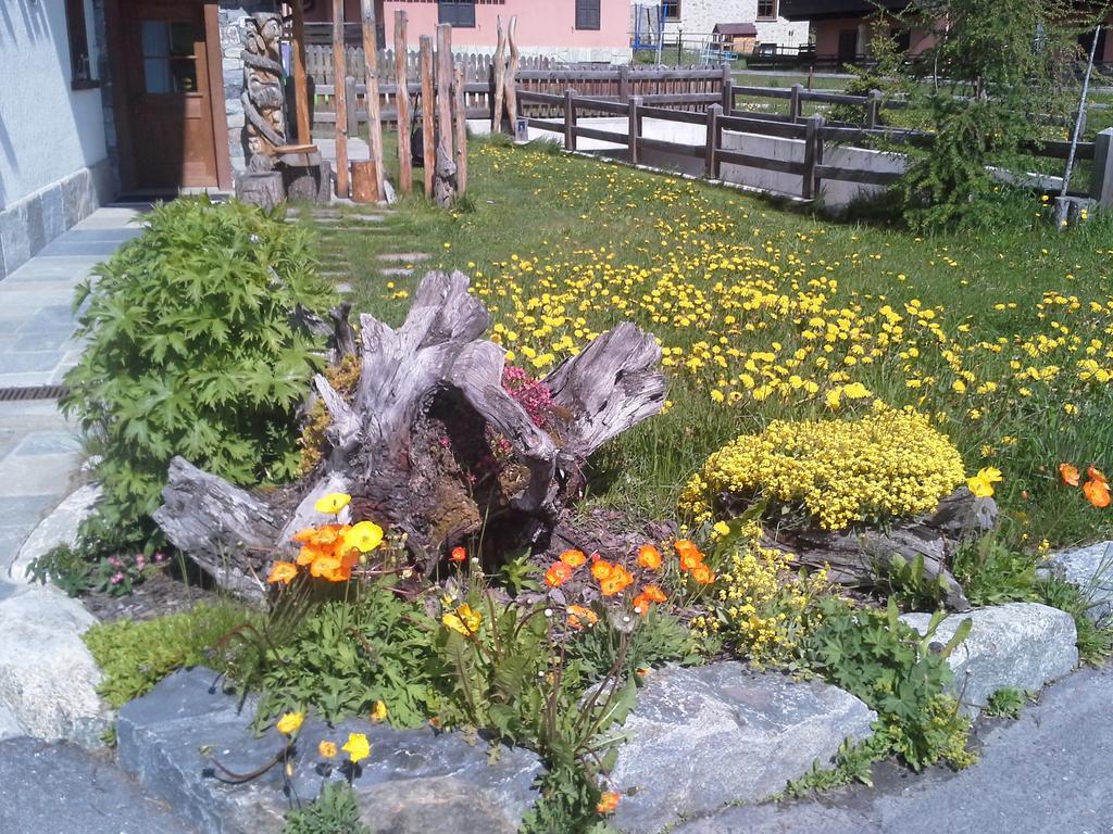 Chalet Nada Livigno Exteriör bild